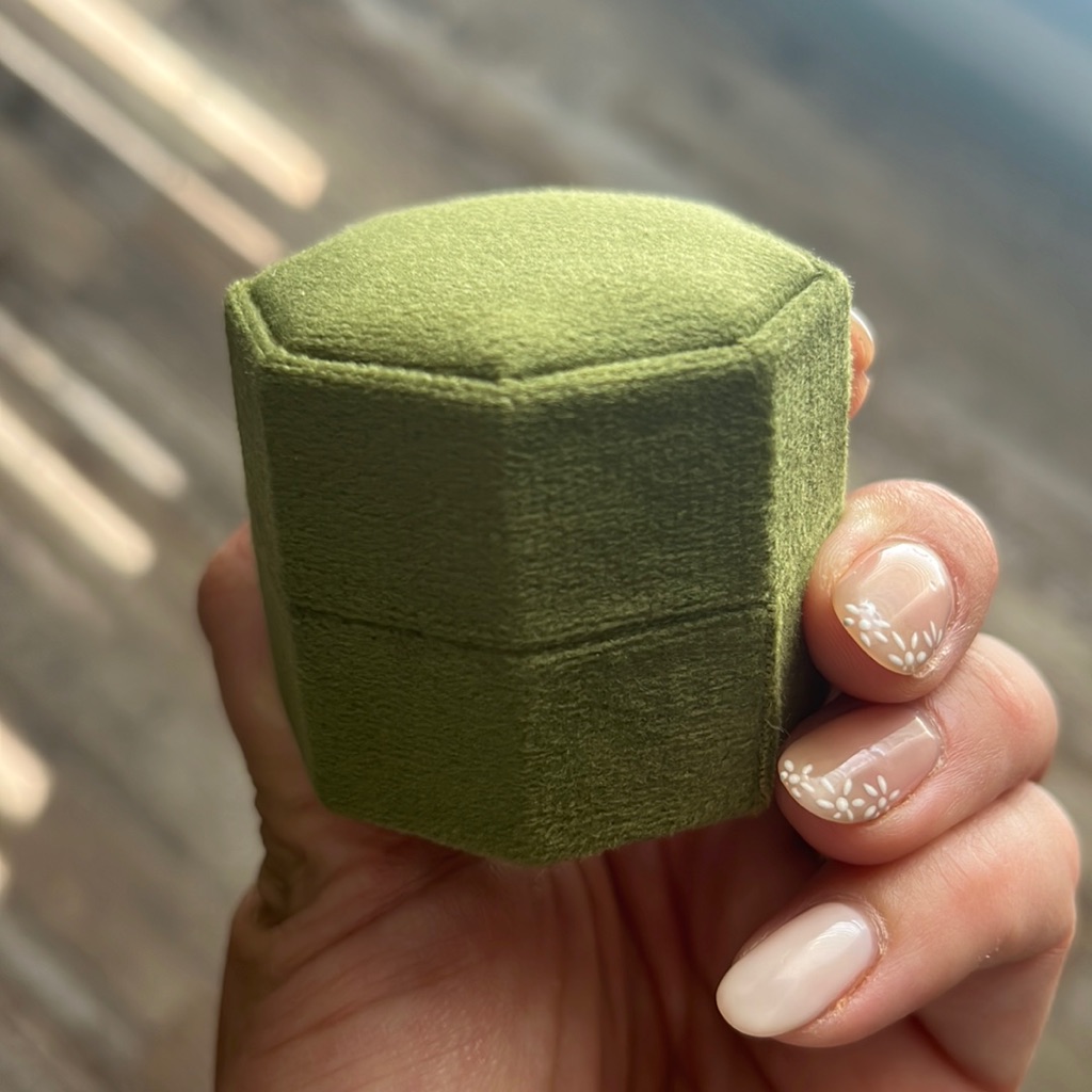 Green Ring Box